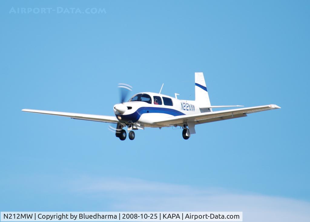 N212MW, 1969 Mooney M-20G Statesman C/N 690005, On final approach to 17L.