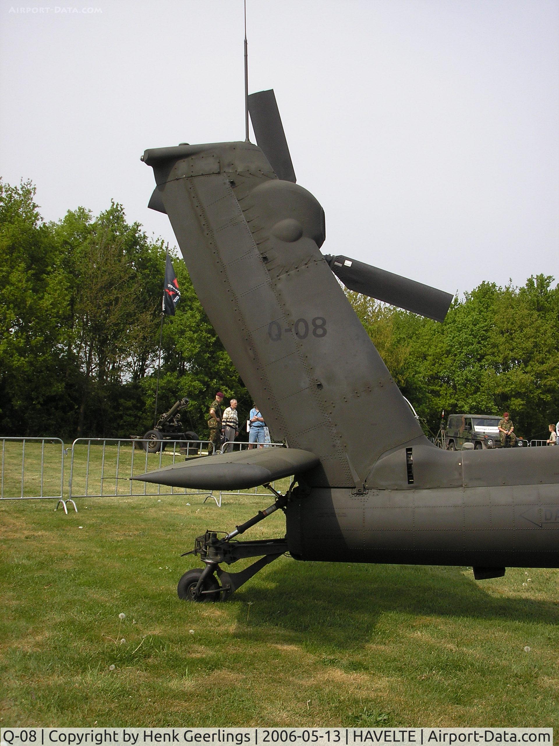 Q-08, 1998 Boeing AH-64DN Apache C/N DN008, Army Open House at Havelte , Dutch AF