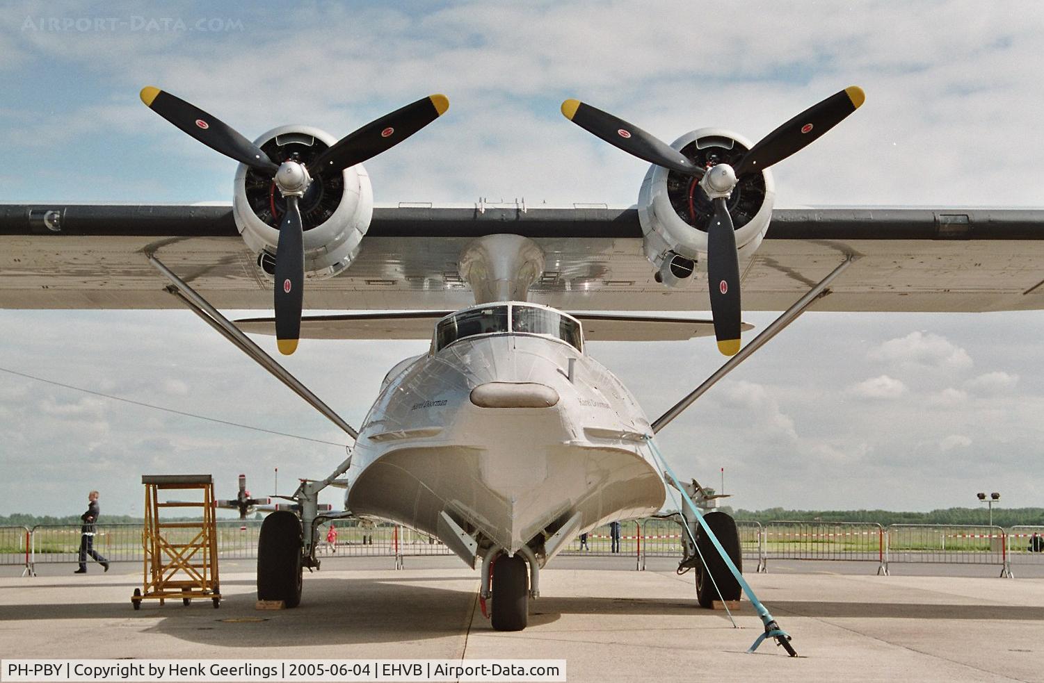PH-PBY, 1941 Consolidated PBY-5A Catalina C/N 300, Valkenburg Naval Air Base , closing of Base, june 2005