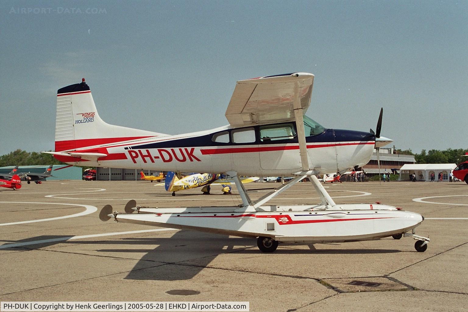 PH-DUK, 1961 Cessna 185 Skywagon C/N 185-0046, Den Helder Airshow , 28 May 2005 ; Wings over Holland
