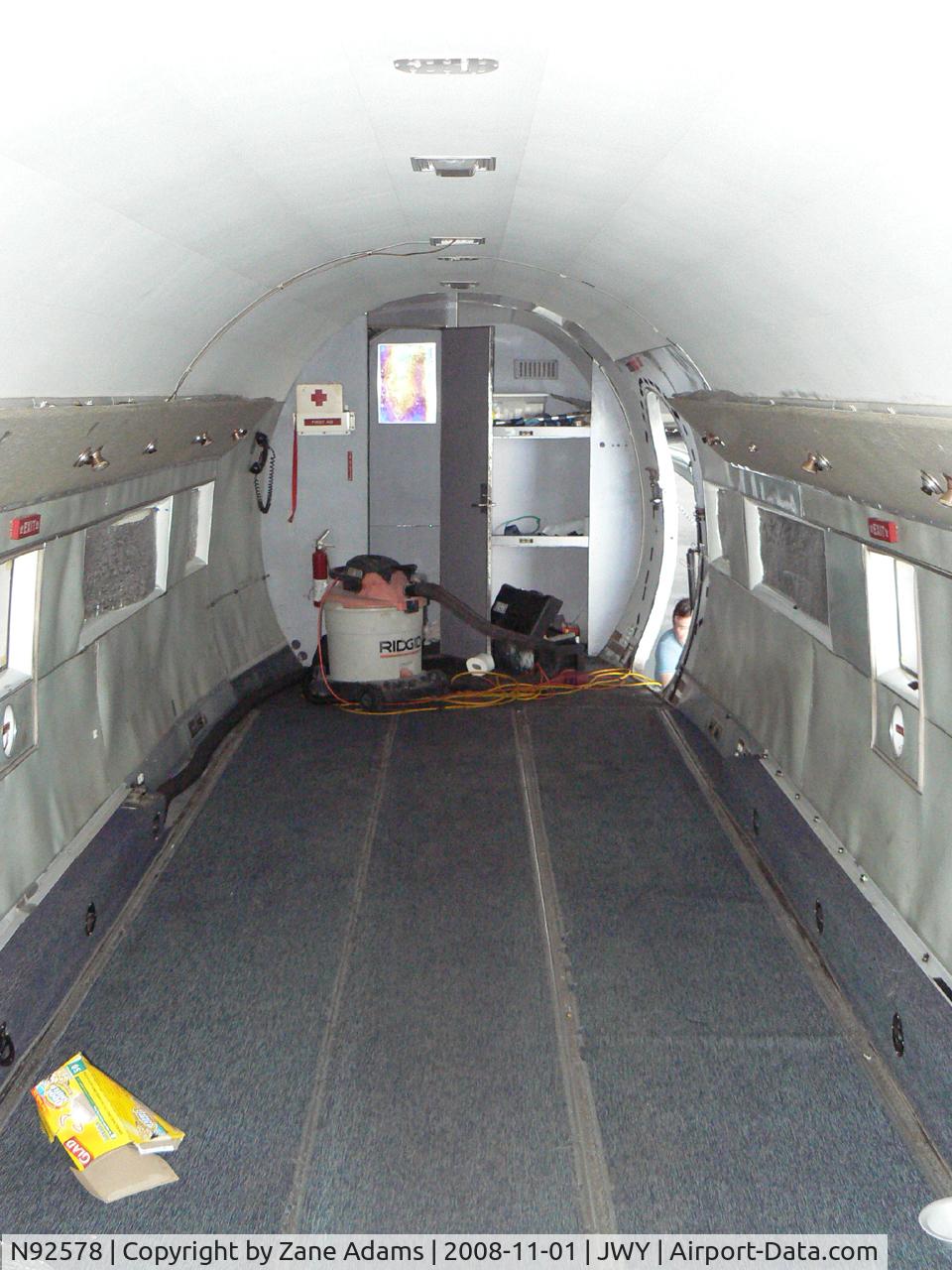 N92578, 1943 Douglas DC3C 1830-94 C/N 9028, At Midlothian Airport