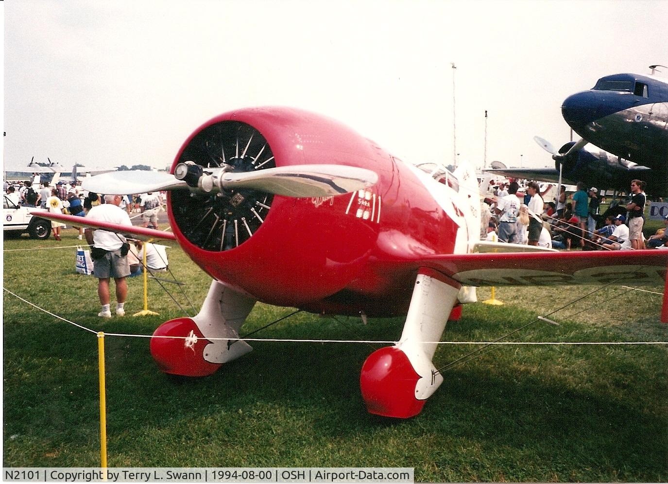 N2101, 1933 Granville Brothers Gee Bee Sportster E C/N R-2, Parked at the airshow.