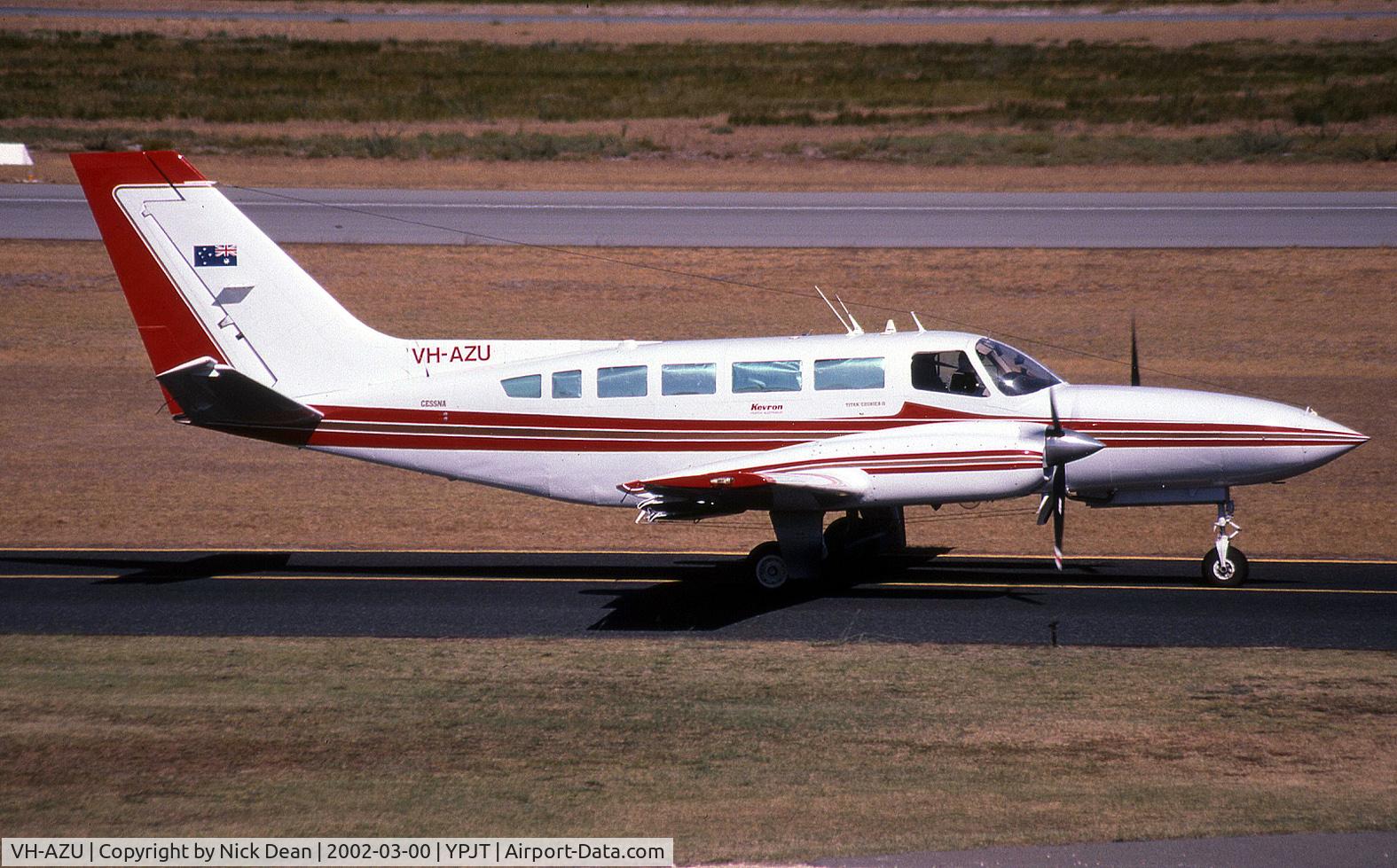 VH-AZU, 1981 Cessna 404 Titan C/N 4040803, /