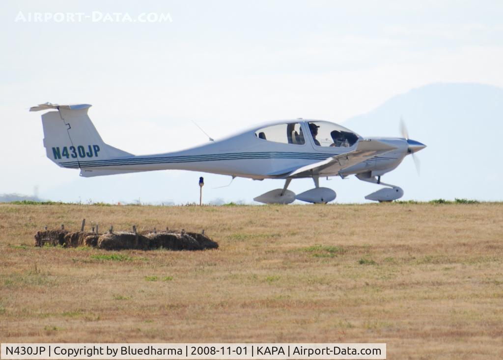N430JP, 2005 Diamond DA-40 Diamond Star C/N 40.507, Position and hold for 17L.