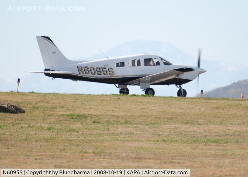 N6095S, 2007 Piper PA-28-181 Archer II C/N 2843662, Position and hold for 17L.
