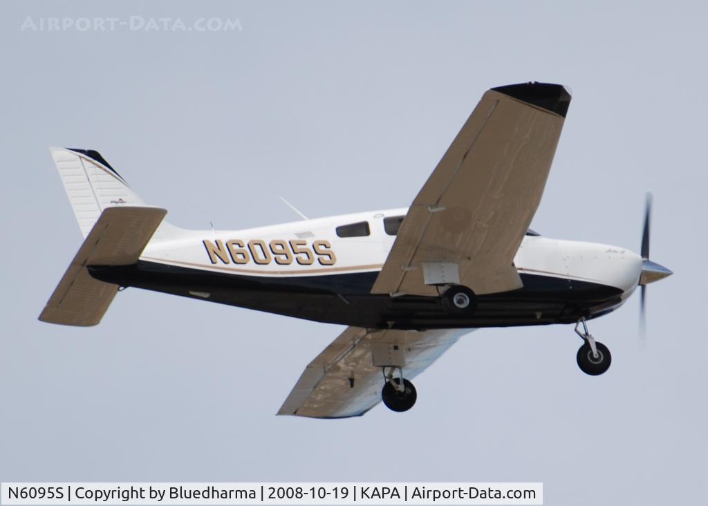 N6095S, 2007 Piper PA-28-181 Archer II C/N 2843662, Touch and Go on 35R.