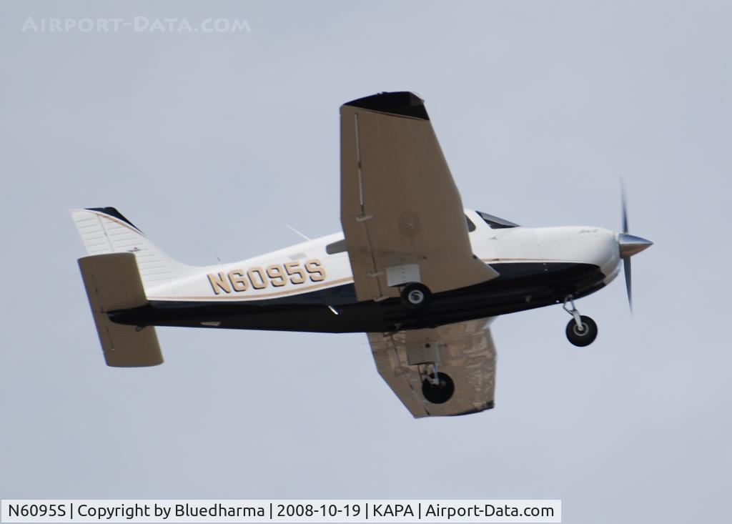 N6095S, 2007 Piper PA-28-181 Archer II C/N 2843662, Touch and Go on 35R.