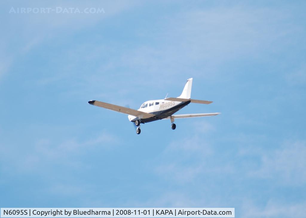 N6095S, 2007 Piper PA-28-181 Archer II C/N 2843662, On final approach to 17L.