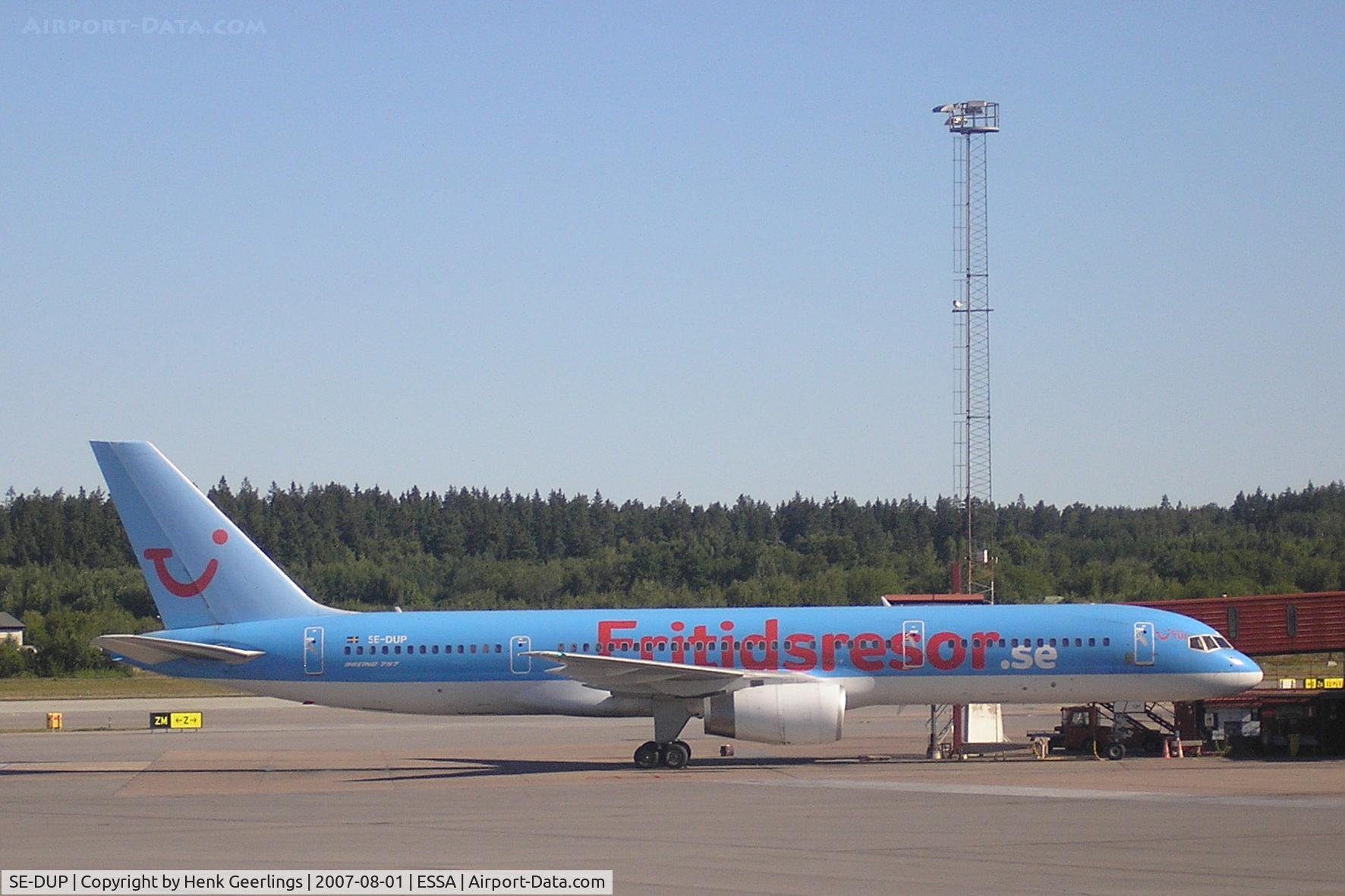 SE-DUP, 1990 Boeing 757-236 C/N 24793, Arlanda , Stockholm