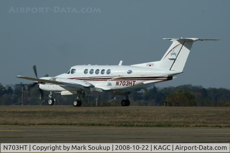 N703HT, 1977 Beech 200 Super King Air C/N BB-228, N703HT @ KAGC