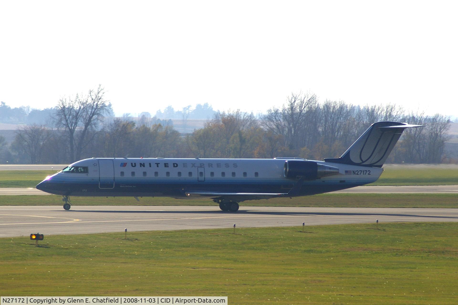 N27172, 1997 Canadair CRJ-200LR (CL-600-2B19) C/N 7172, Departing Runway 13