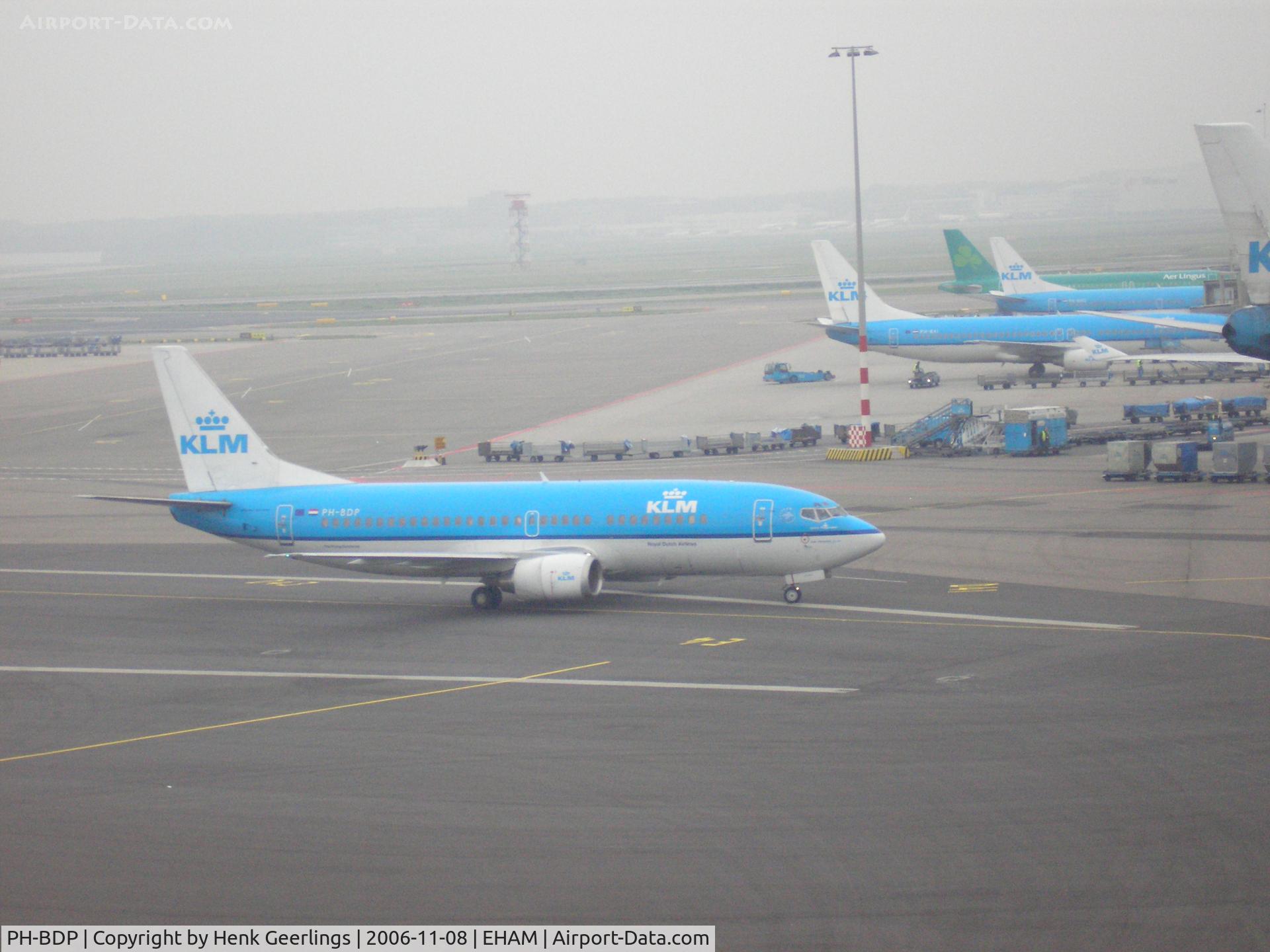 PH-BDP, 1989 Boeing 737-306 C/N 24404, Arrival on a misty morning at Schiphol
