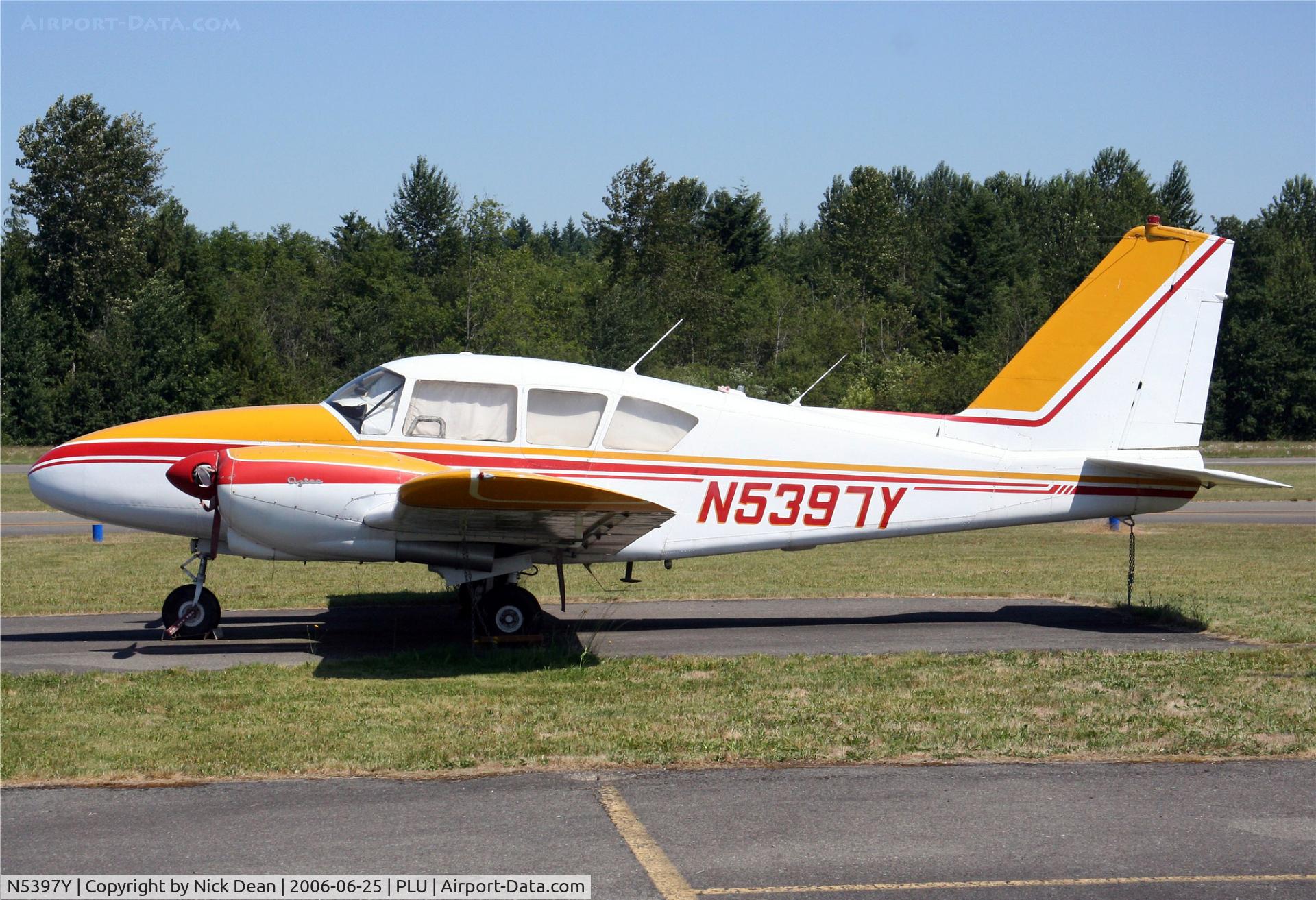 N5397Y, 1963 Piper PA-23-250 C/N 27-2472, .