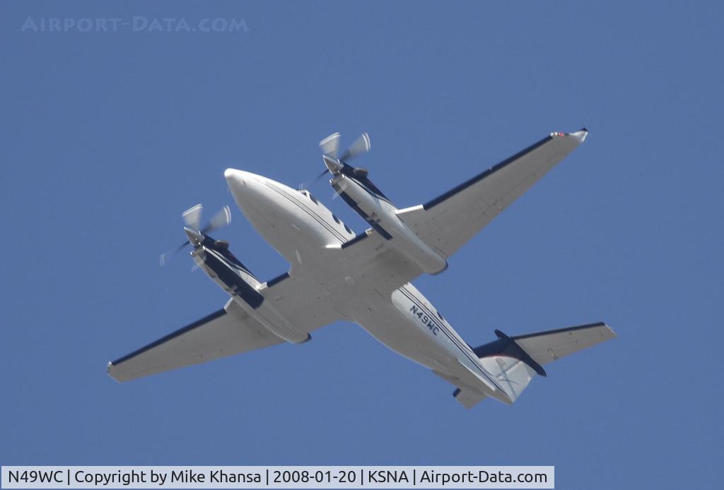 N49WC, 1996 Raytheon Aircraft Company B300 C/N FL-144, Beech B300 climbing up on a gorgeous day.