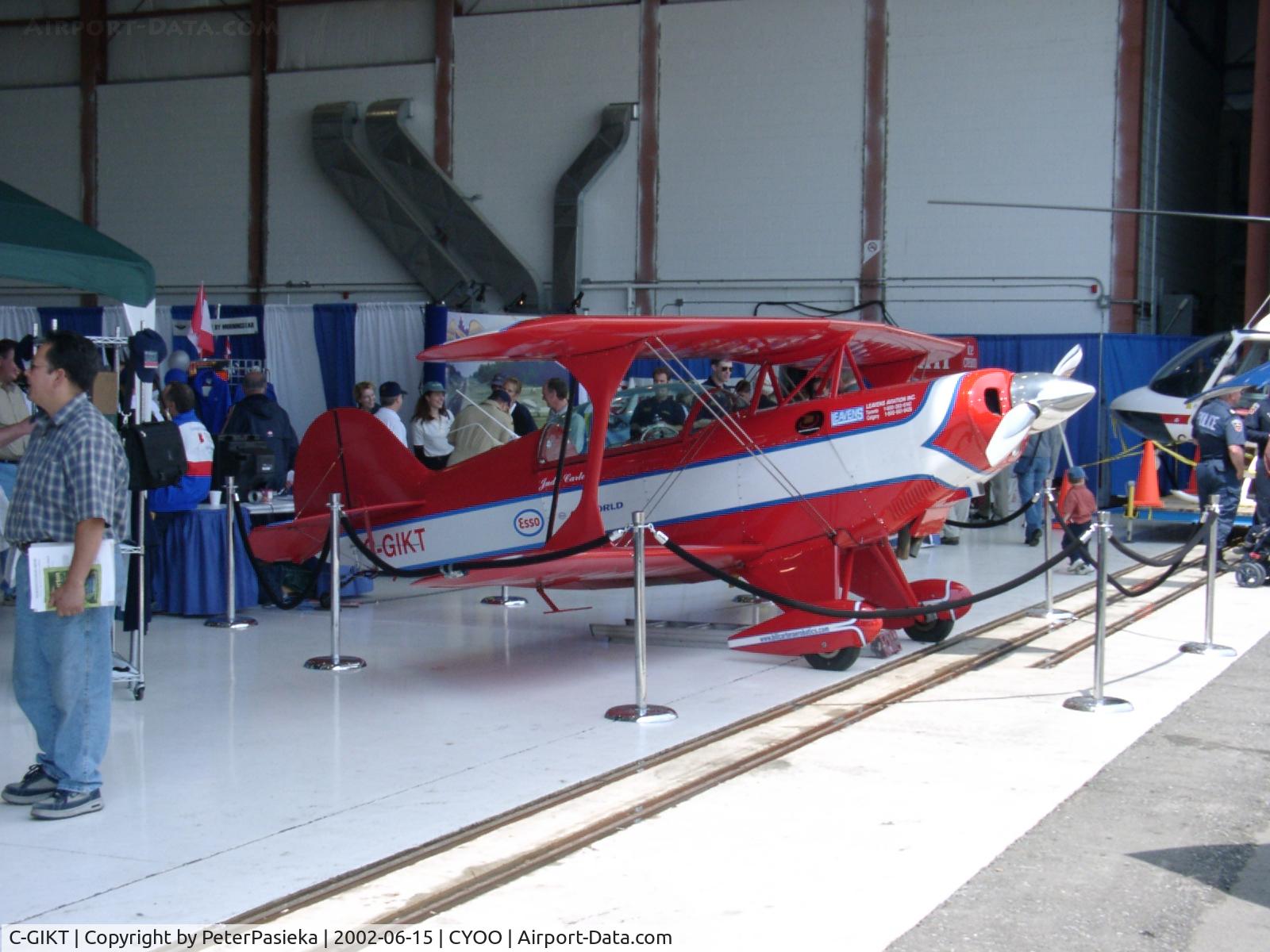 C-GIKT, 1985 Pitts S-2B Special C/N 5084, @ Oshawa Airport, Ontario Canada