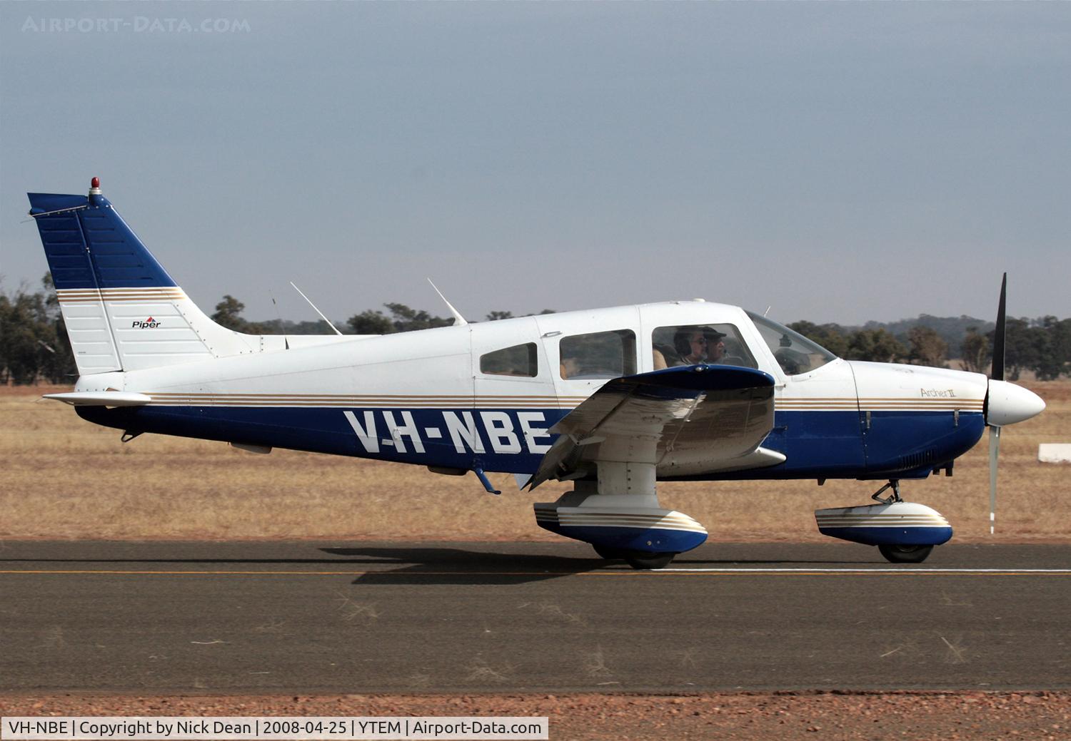 VH-NBE, 1981 Piper PA-28-181 Archer II C/N 28-8190001, -