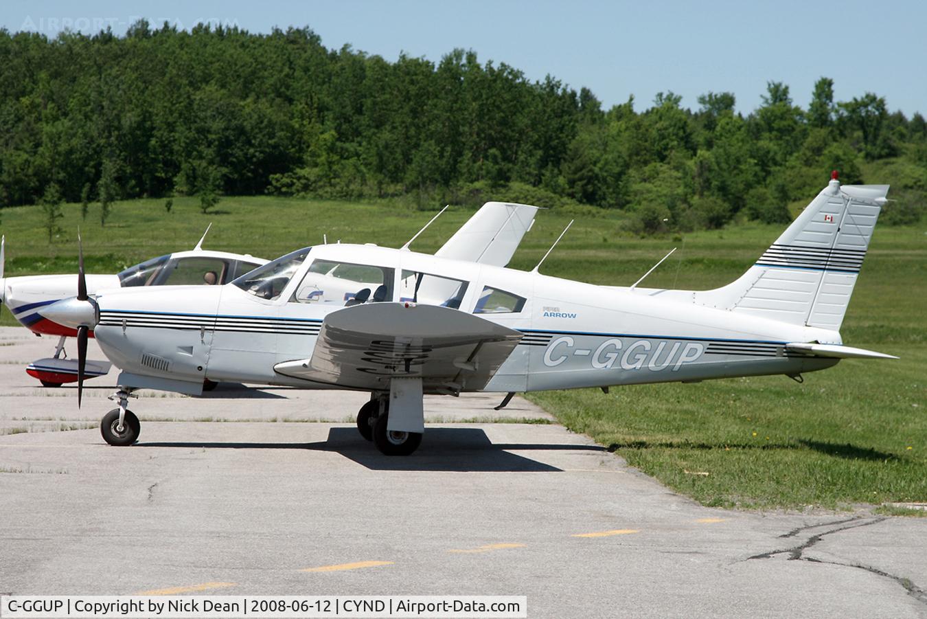C-GGUP, 1972 Piper PA-28R-200 C/N 28R-7235065, /