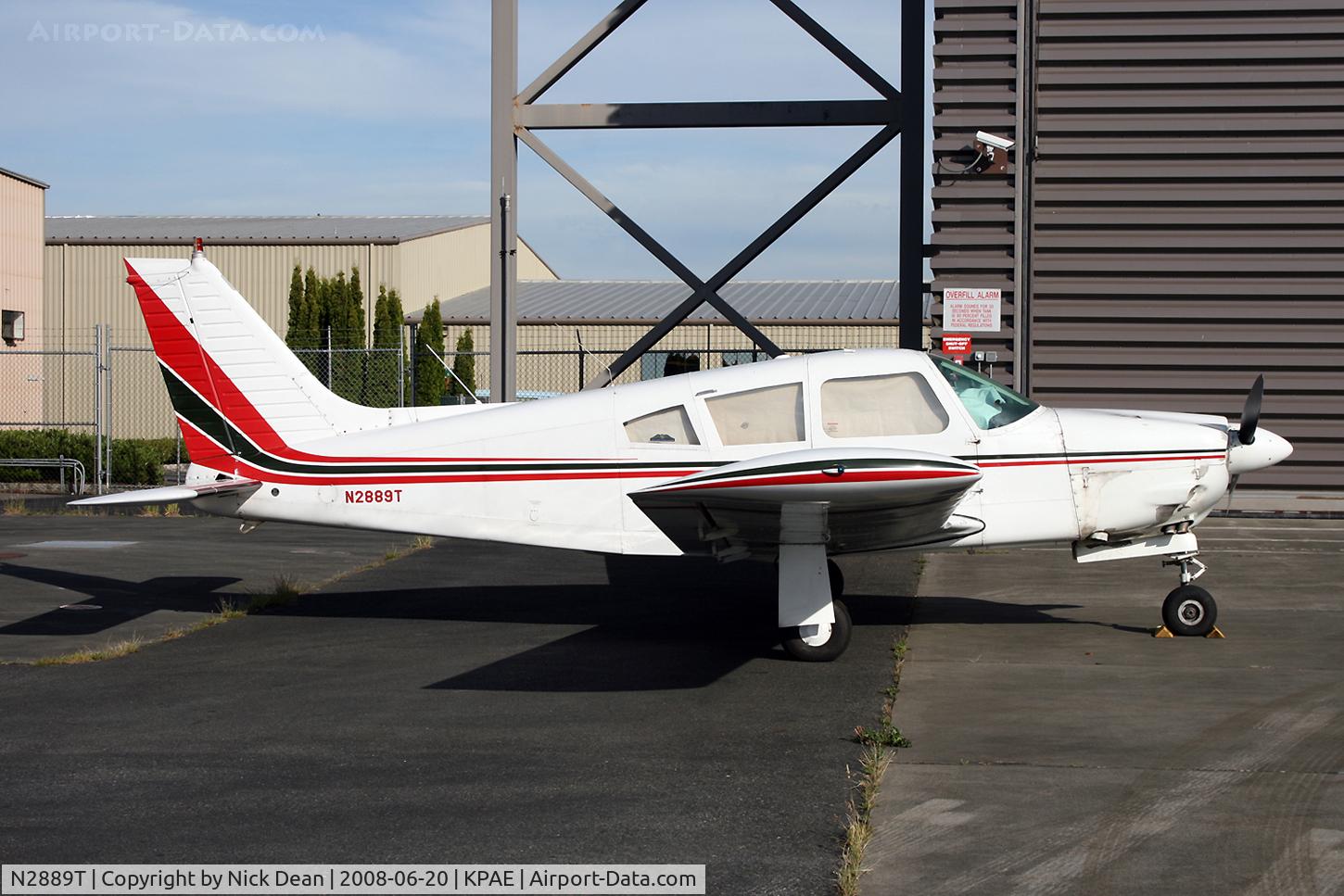 N2889T, 1972 Piper PA-28R-200 C/N 28R-7235154, KPAE