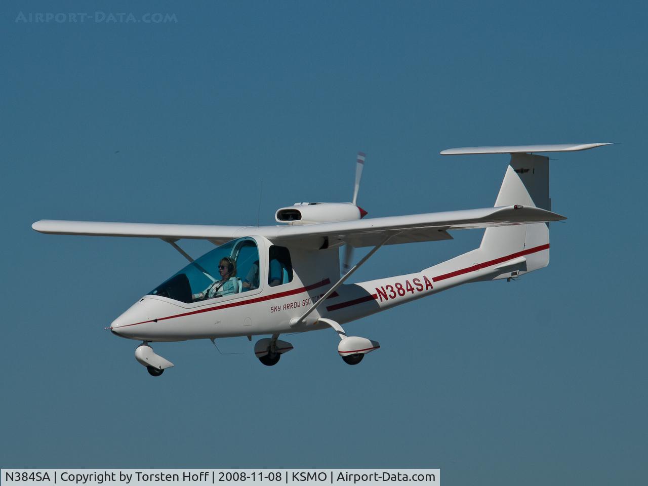 N384SA, 2000 Iniziative Industriali Italiane SKY ARROW 650TCN C/N CN006, N384SA over KSMO's RWY 21