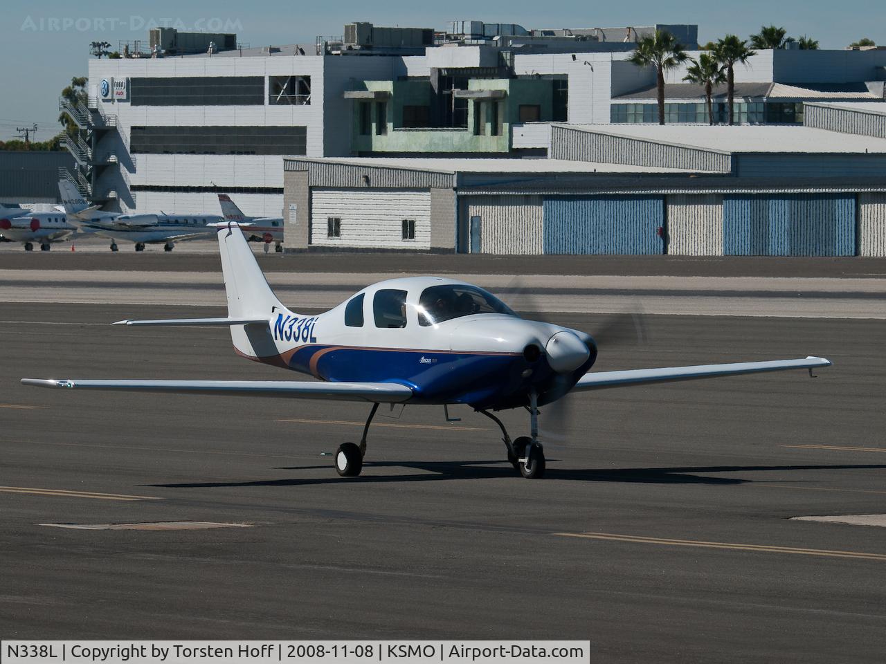N338L, 1998 Lancair IV C/N 338, N338L taxiing