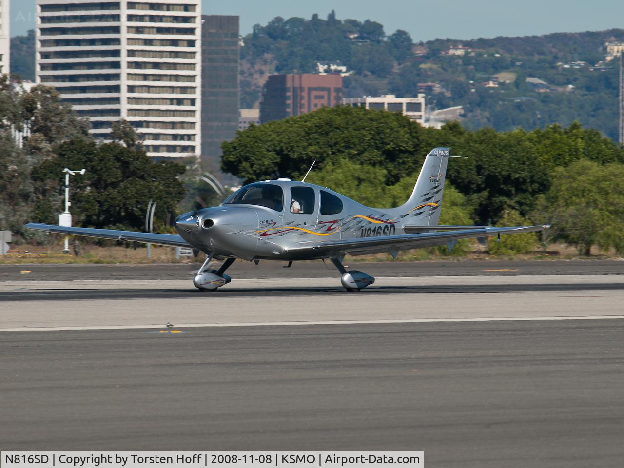 N816SD, 2007 Cirrus SR22 C/N 2323, N816SD departing from RWY 21