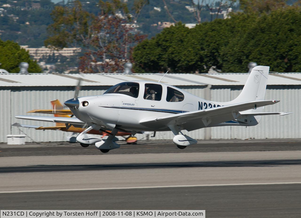 N231CD, 2001 Cirrus SR20 C/N 1125, N231CD arriving on RWY 21