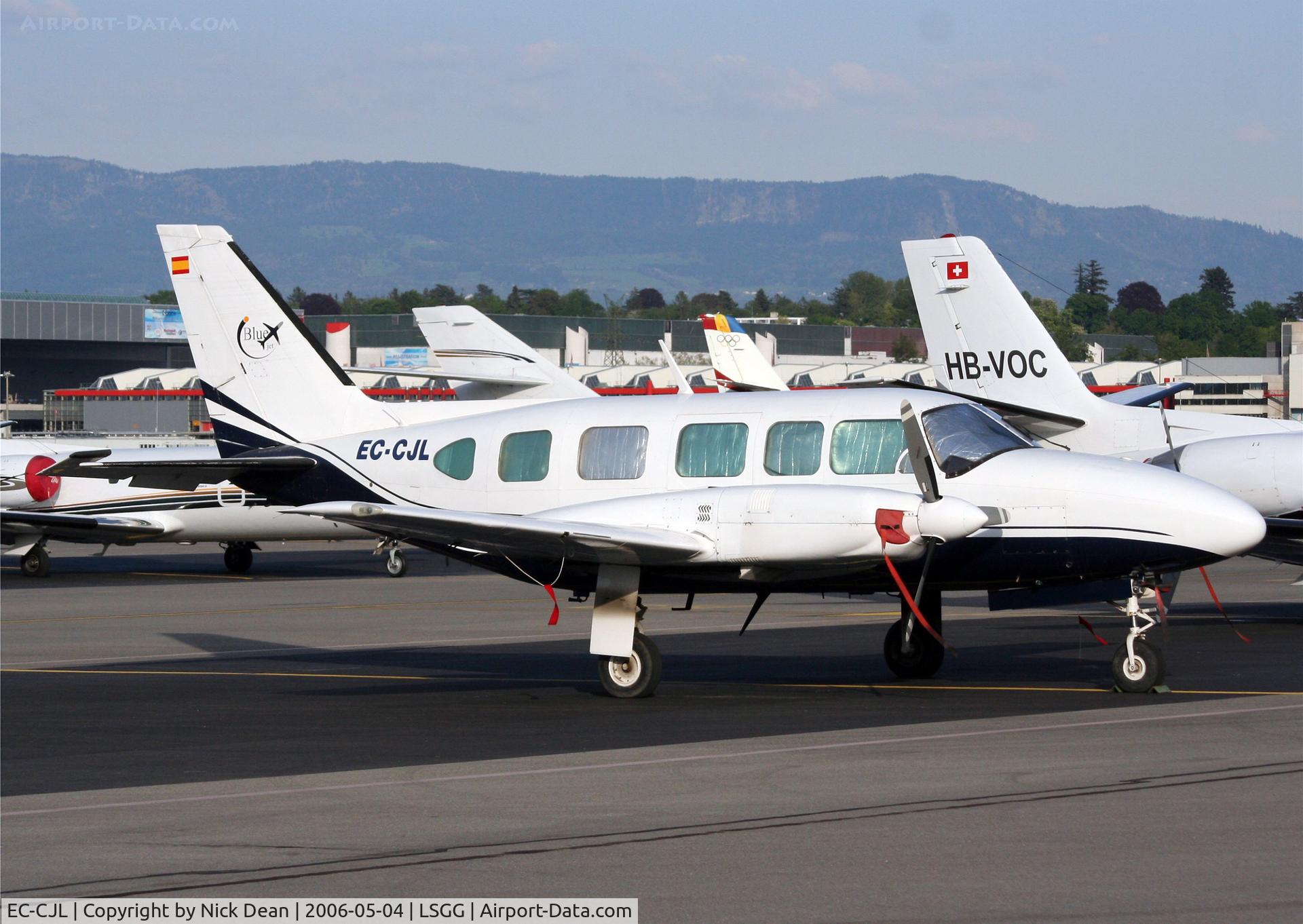 EC-CJL, Piper PA-31-350 Navajo Chieftain Chieftain C/N 31-7405198, /