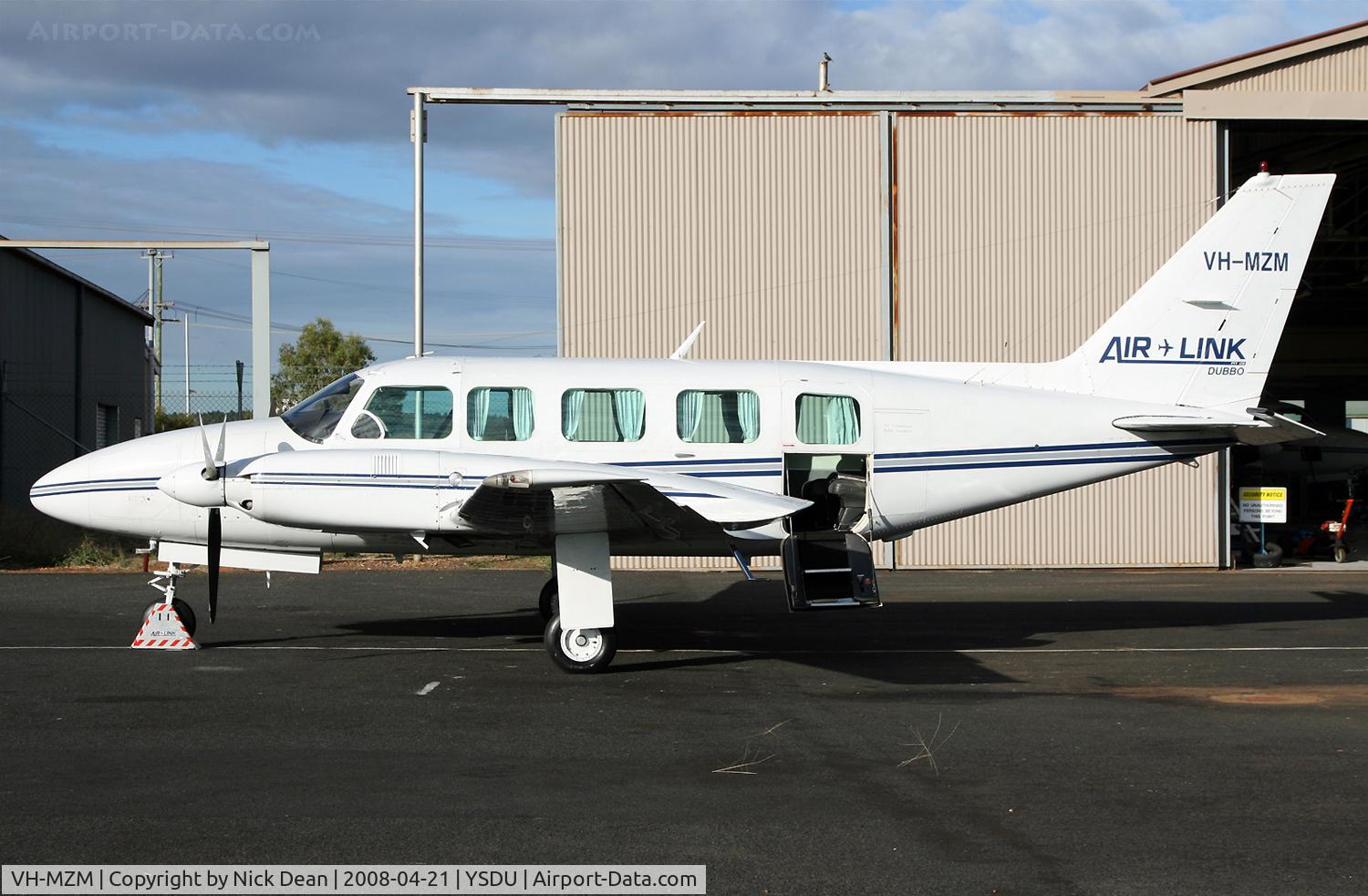 VH-MZM, 1981 Piper PA-31-350 Chieftain C/N 31-8152187, .