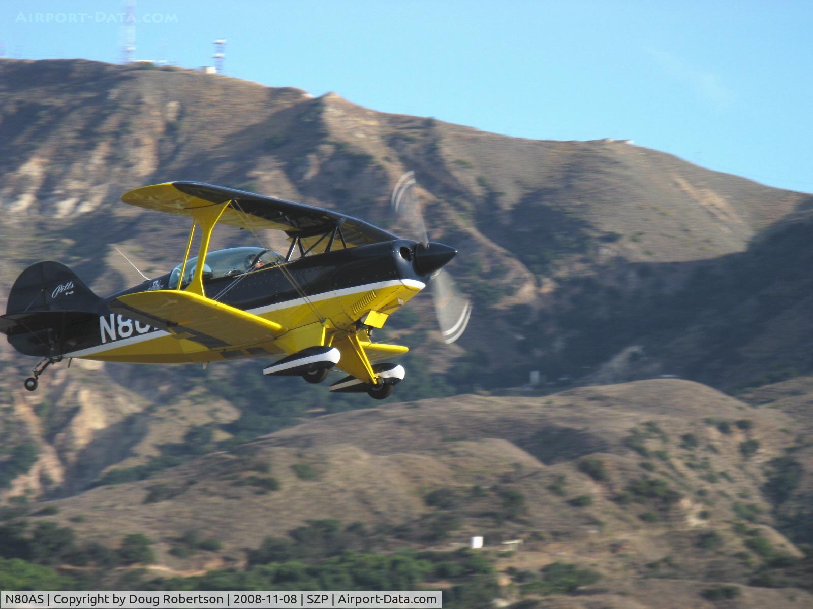 N80AS, 1992 Pitts S-2B Special C/N 5244, 1992 Pitts Aerobatics S-2B, Lycoming AEIO-540, takeoff climb Rwy 22