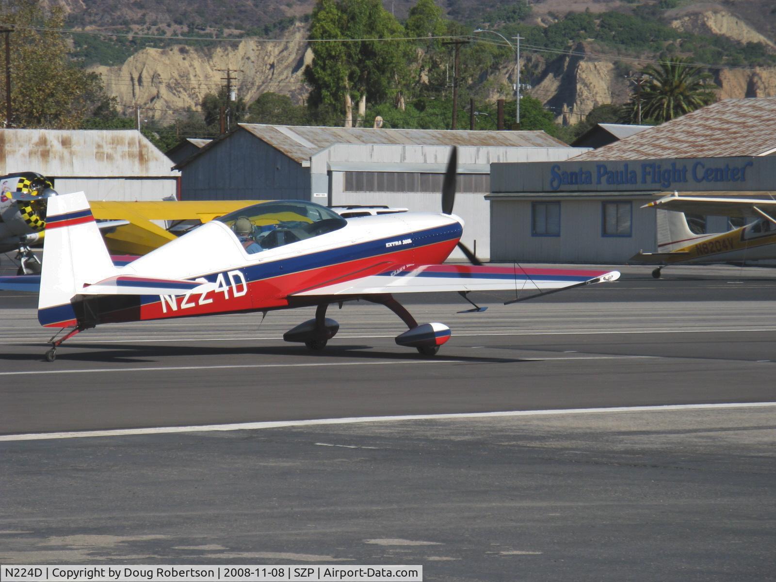 N224D, 1996 Extra EA-300/L C/N 028, 1996 Extra Flugzeugbau Gmbh EA 300L AKROBAT, Lycoming AEIO-540-L1B5 300 Hp, landing roll Rwy 04