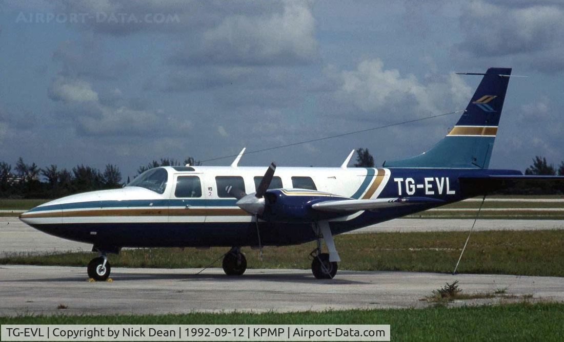 TG-EVL, Piper PA-60-600A Aerostar C/N 60-0406-141, /