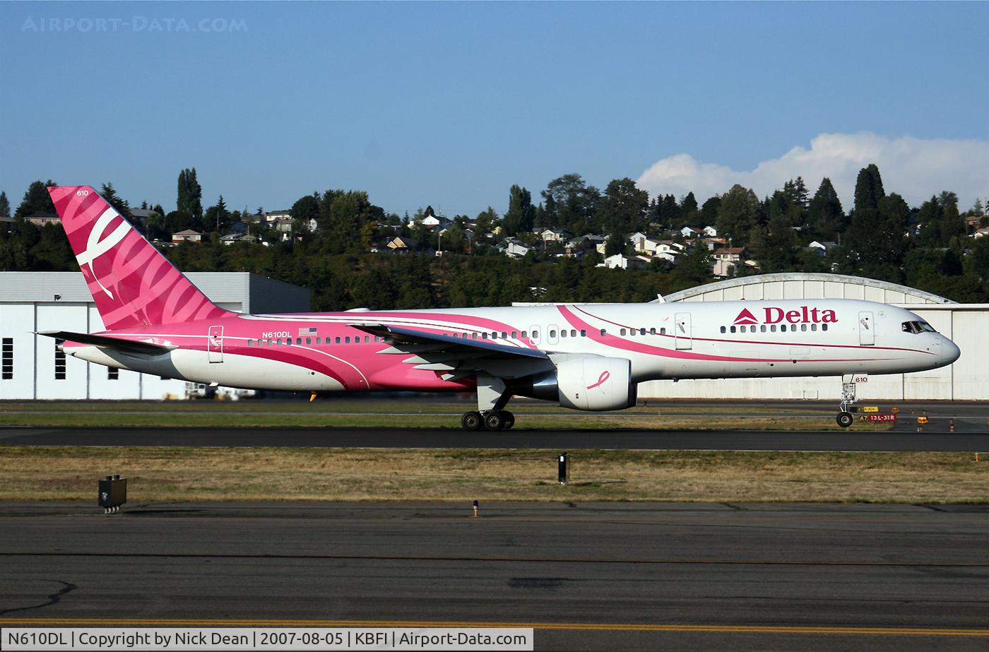 N610DL, 1985 Boeing 757-232 C/N 22817, /