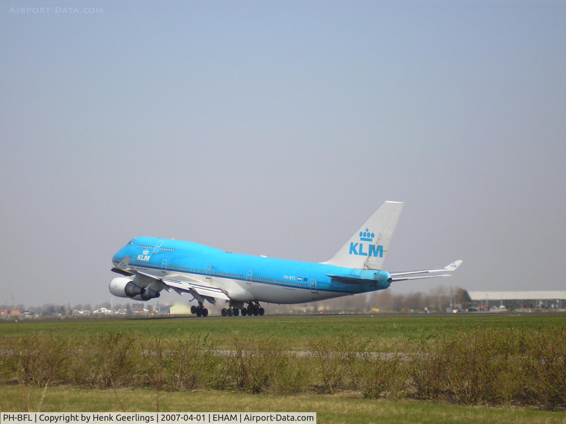 PH-BFL, 1991 Boeing 747-406 C/N 25356, Departure from runway 36L