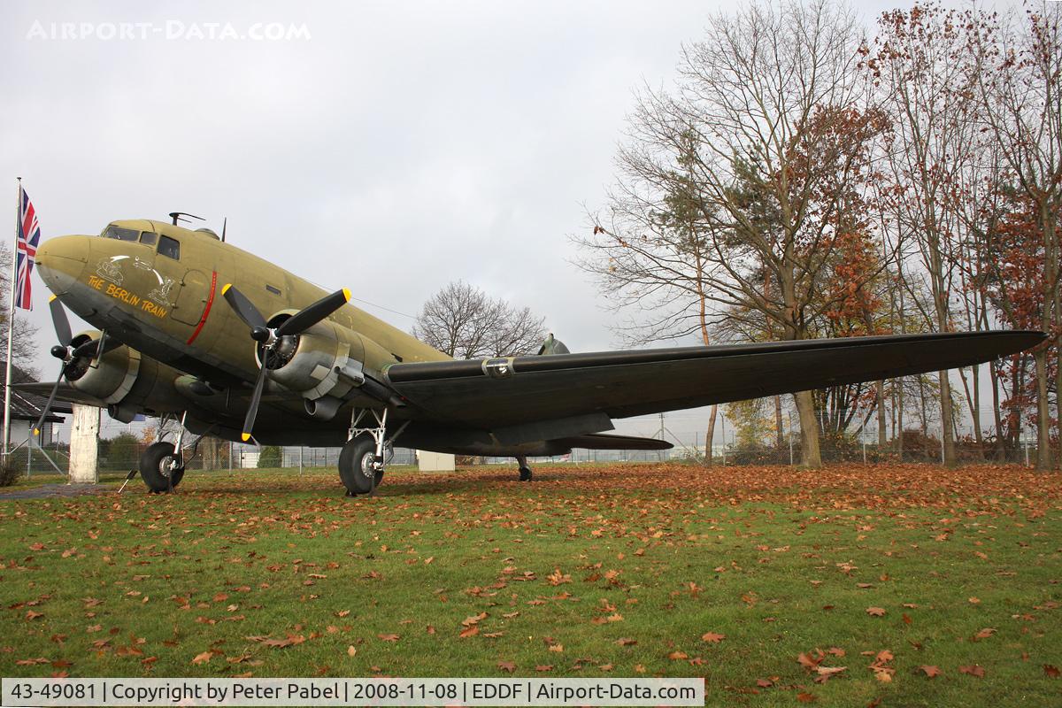 43-49081, 1944 Douglas DC-3 (C-47B-10-DK) Skytrain/Dakota C/N 26342, Luftbrücken Denkmal