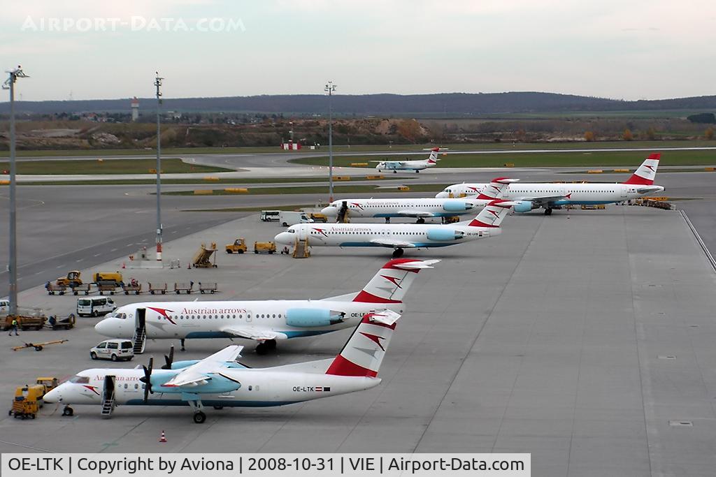 OE-LTK, 1997 De Havilland Canada DHC-8-314Q Dash 8 C/N 483, Austrian arrows De Havilland Canada DHC-8-314Q
