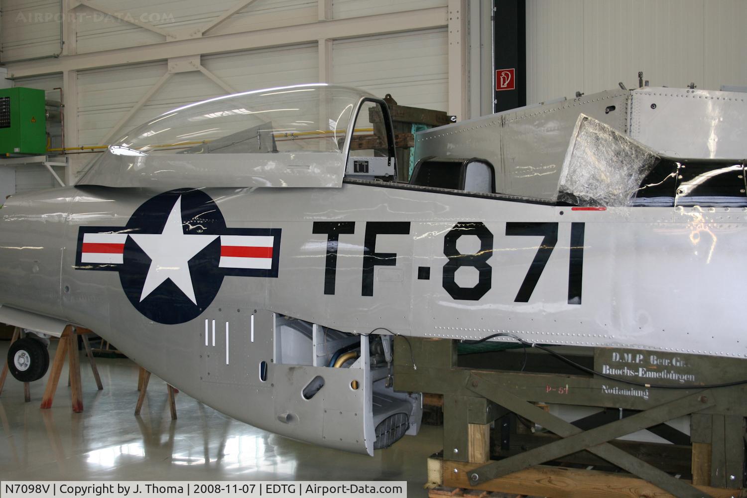 N7098V, North American P-51D Mustang C/N 44-73871, North American TF-51D Mustang