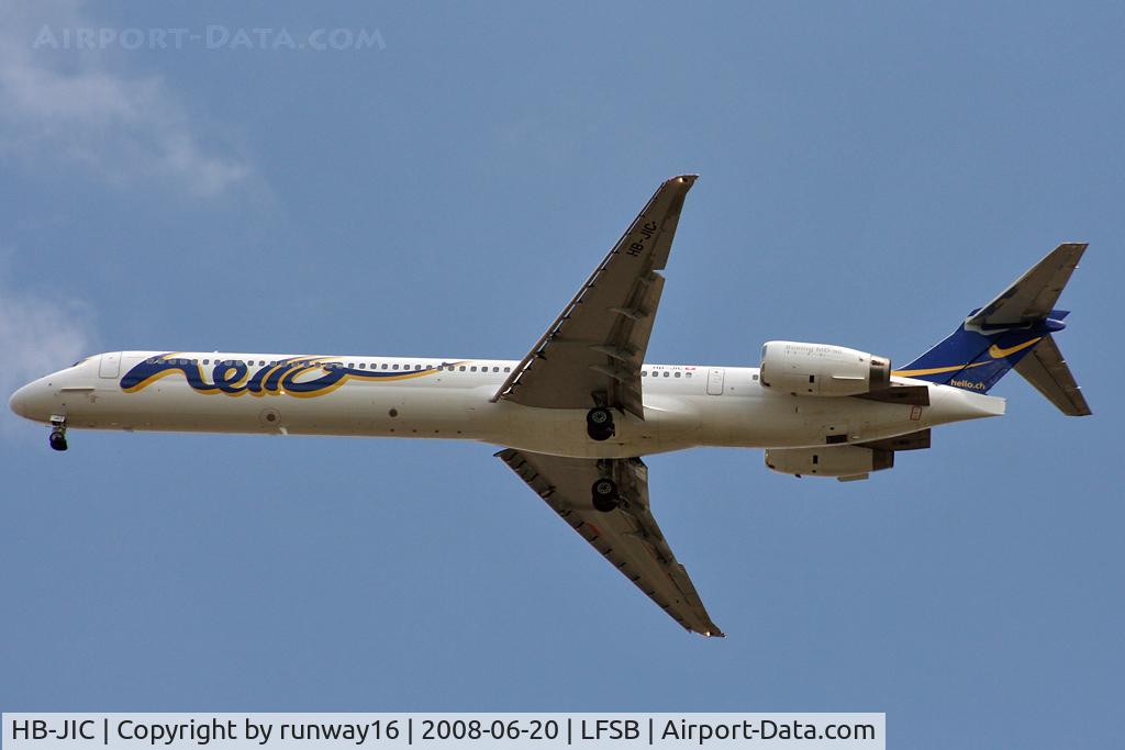 HB-JIC, 1997 McDonnell Douglas MD-90-30 C/N 53576, Hello landing on rwy 34