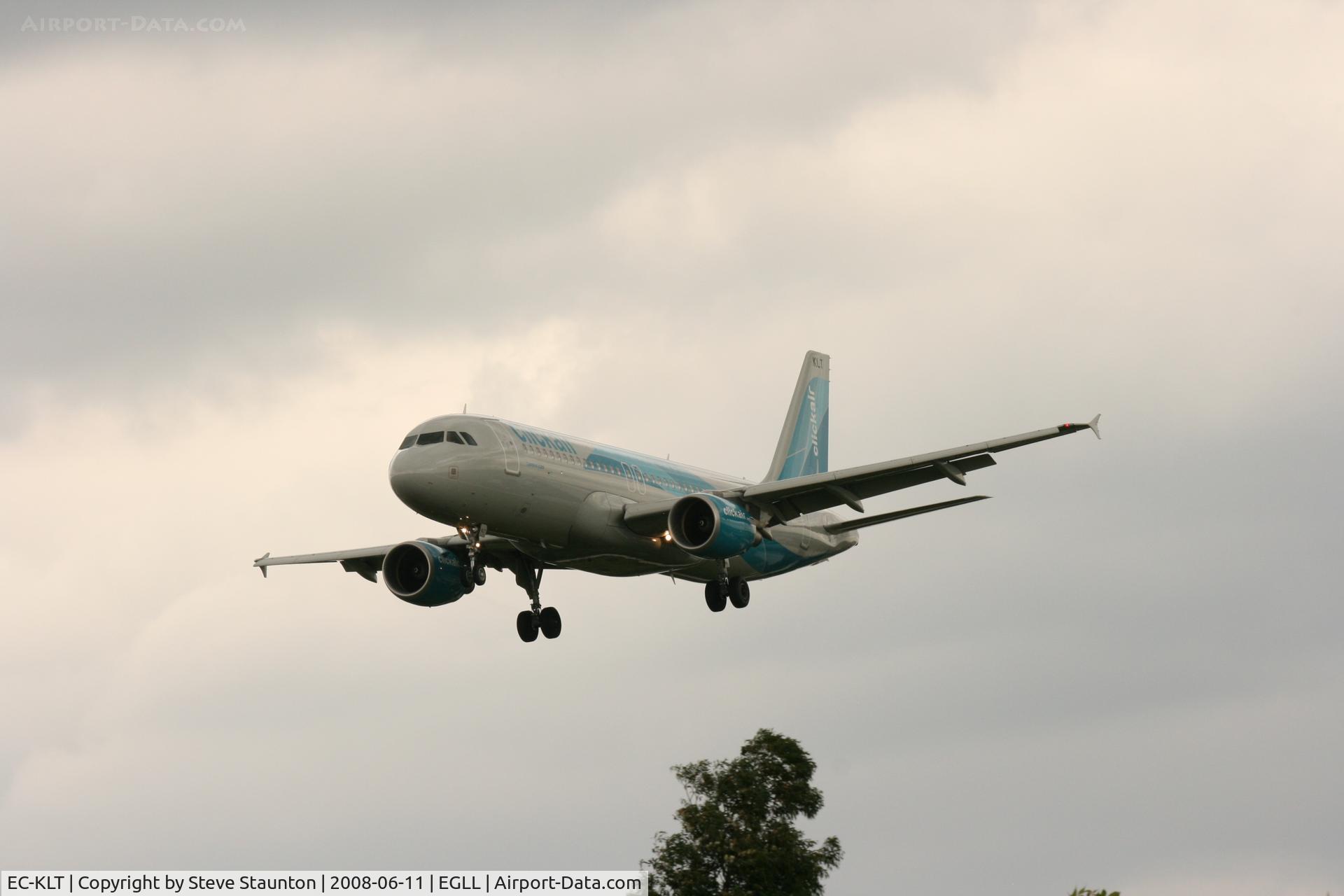 EC-KLT, 2007 Airbus A320-216 C/N 3376, Taken at London Heathrow 11th June 2008
