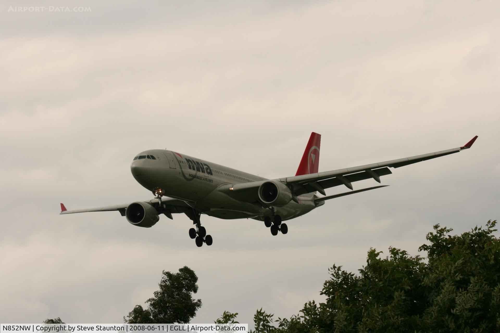 N852NW, 2004 Airbus A330-223 C/N 0614, Taken at London Heathrow 11th June 2008