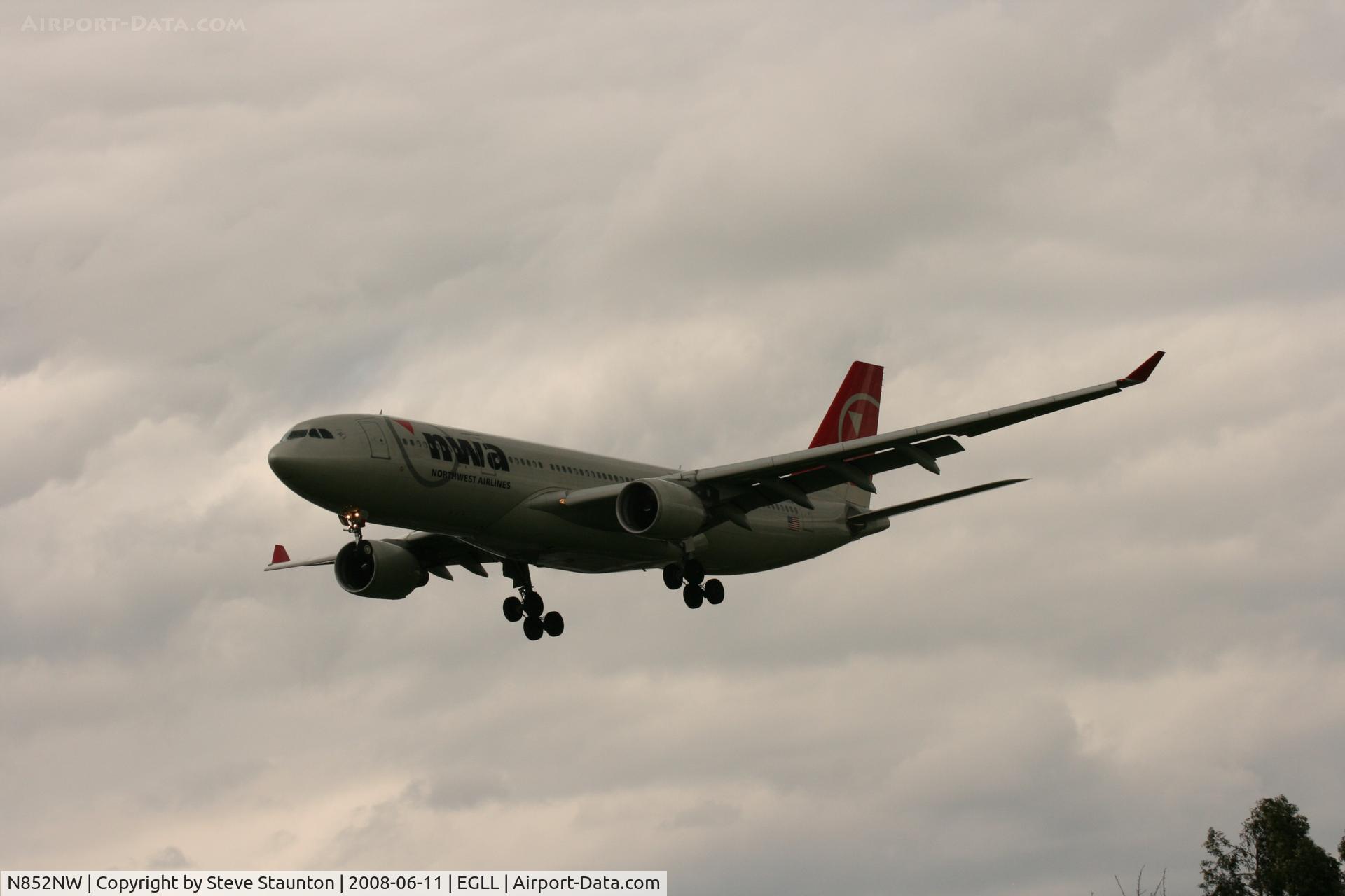 N852NW, 2004 Airbus A330-223 C/N 0614, Taken at London Heathrow 11th June 2008