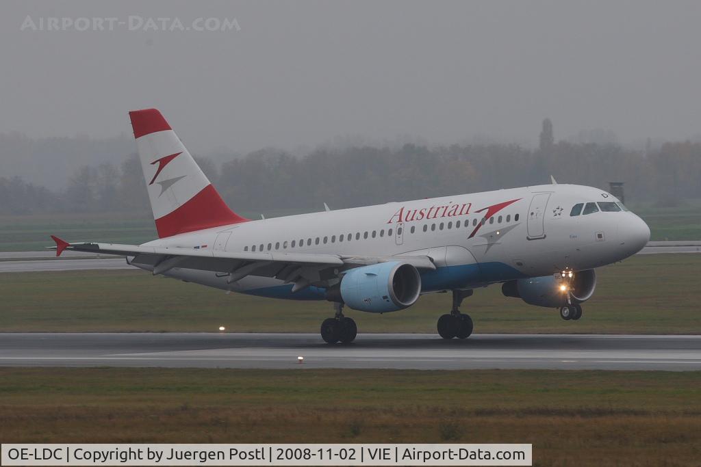 OE-LDC, 2004 Airbus A319-112 C/N 2262, Airbus A319-112