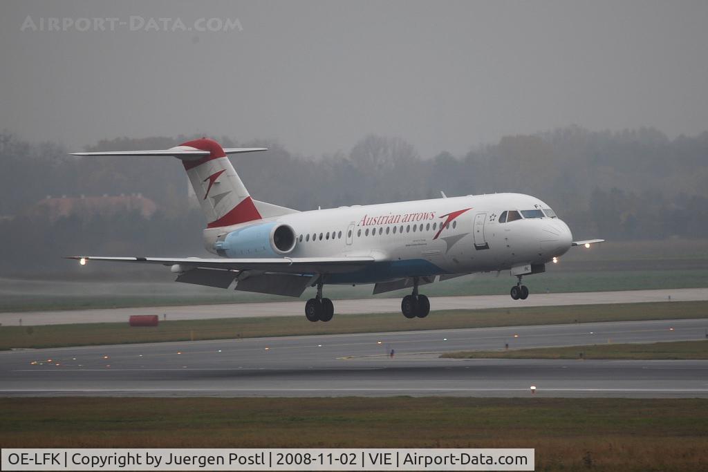 OE-LFK, 1995 Fokker 70 (F-28-0070) C/N 11555, Fokker70