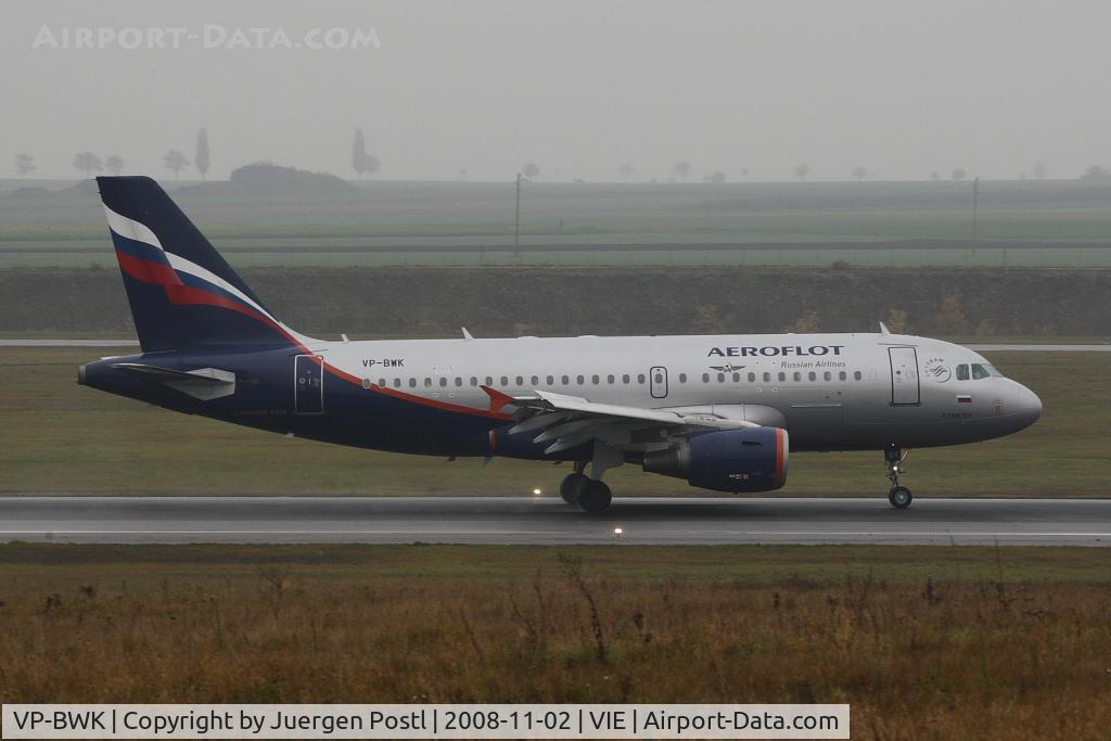 VP-BWK, 2004 Airbus A319-111 C/N 2222, Airbus A319-111
