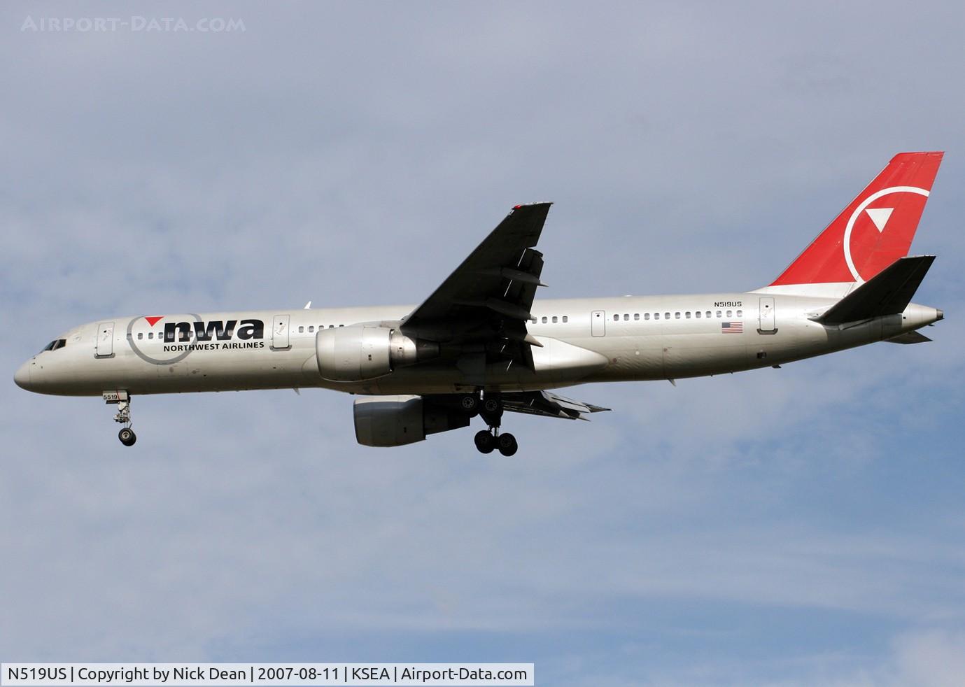 N519US, 1986 Boeing 757-251 C/N 23207, /