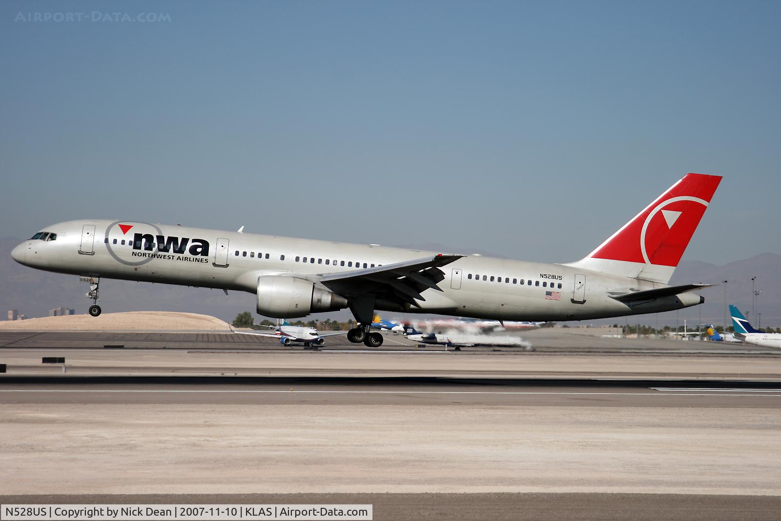 N528US, 1987 Boeing 757-251 C/N 23843, /