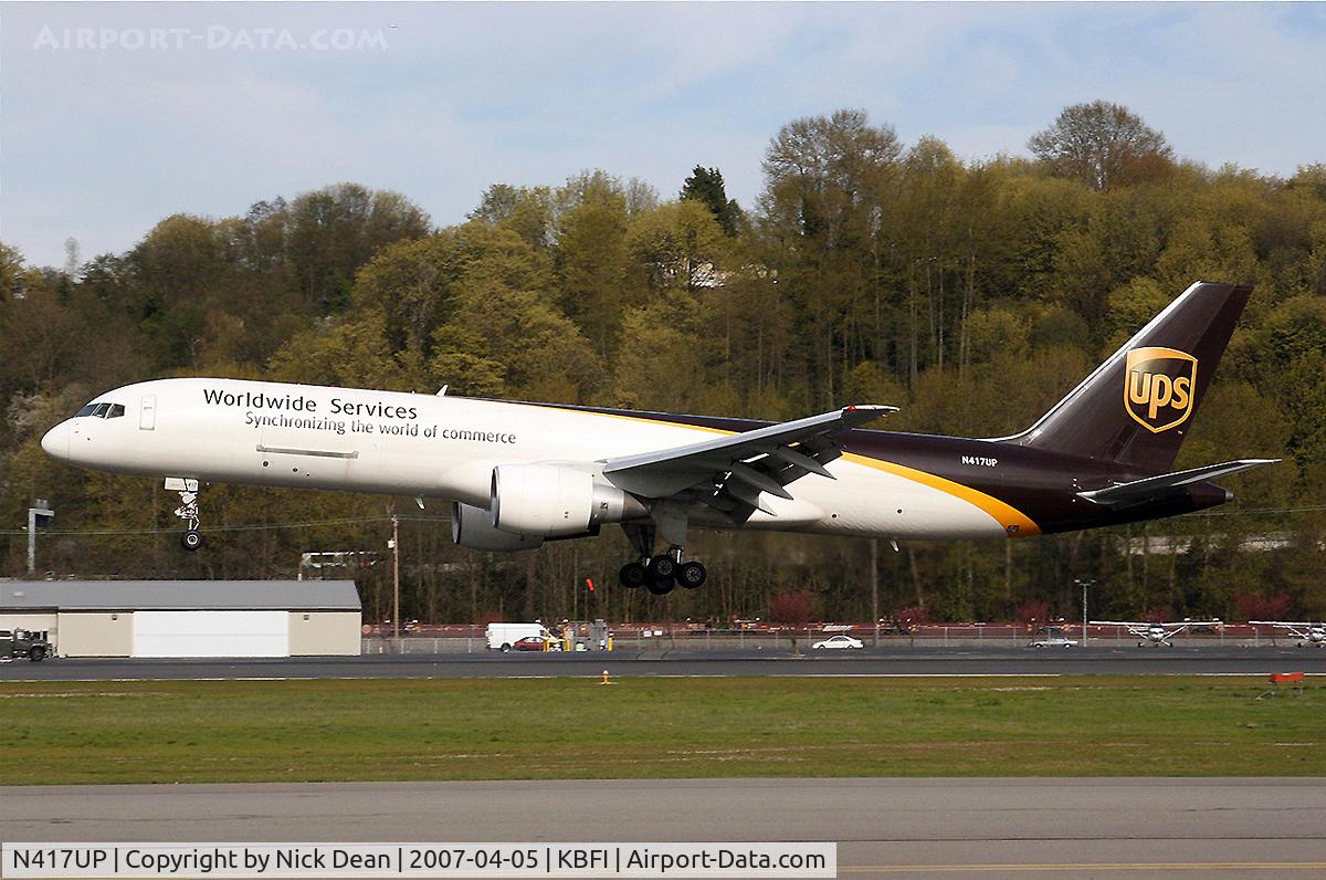 N417UP, 1990 Boeing 757-24APF C/N 23904, /
