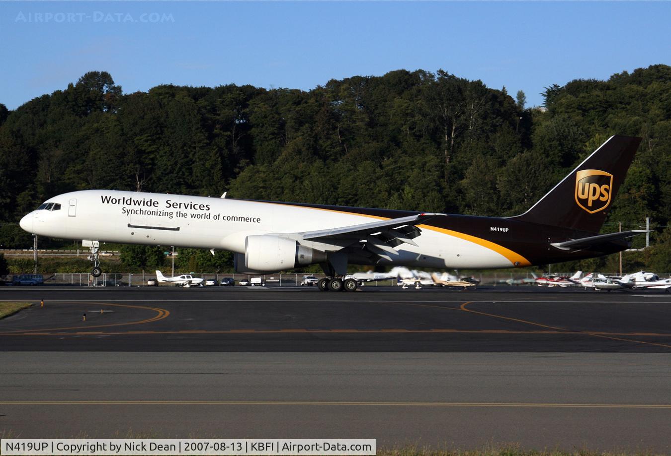 N419UP, 1990 Boeing 757-24APF C/N 23906, /