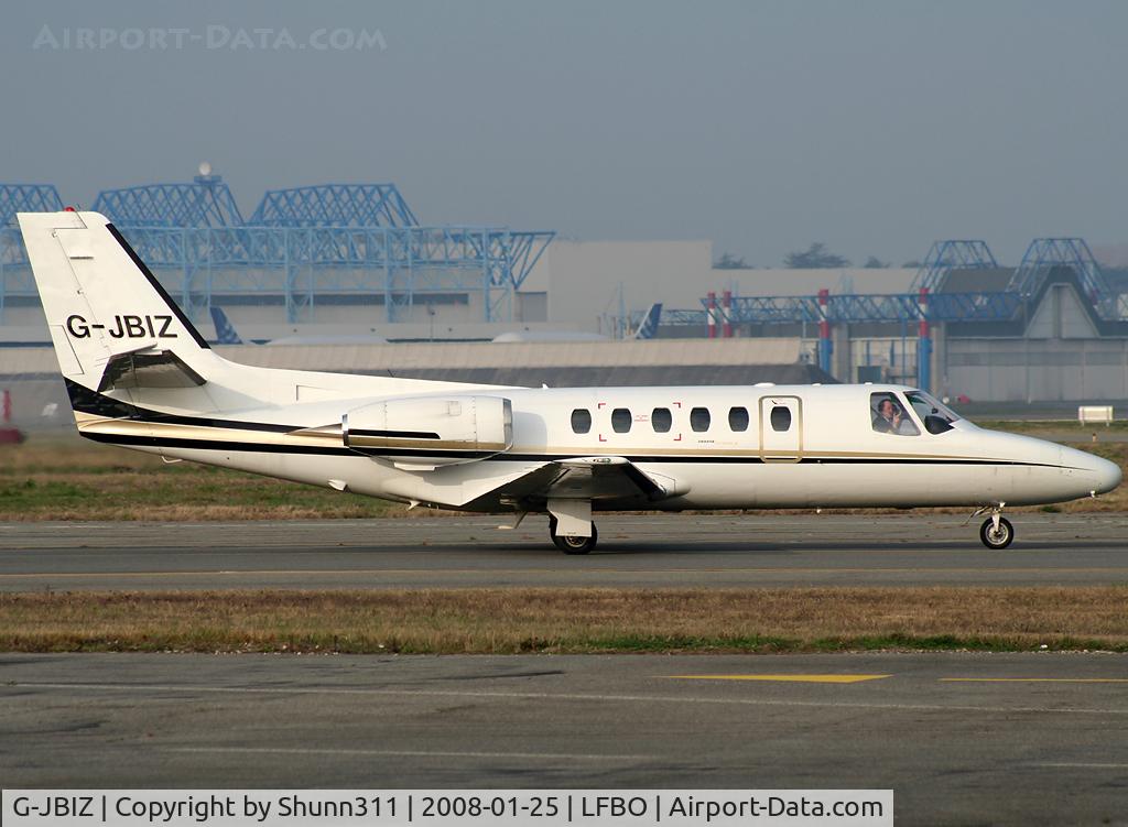 G-JBIZ, 1979 Cessna 550 Citation II C/N 550-0073, Rolling to the General Aviation area...