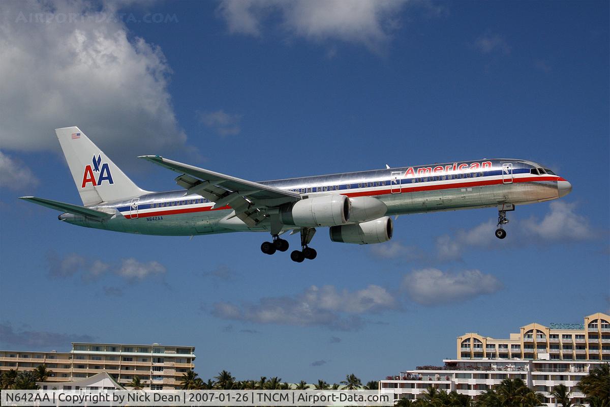 N642AA, 1991 Boeing 757-223 C/N 24600, /