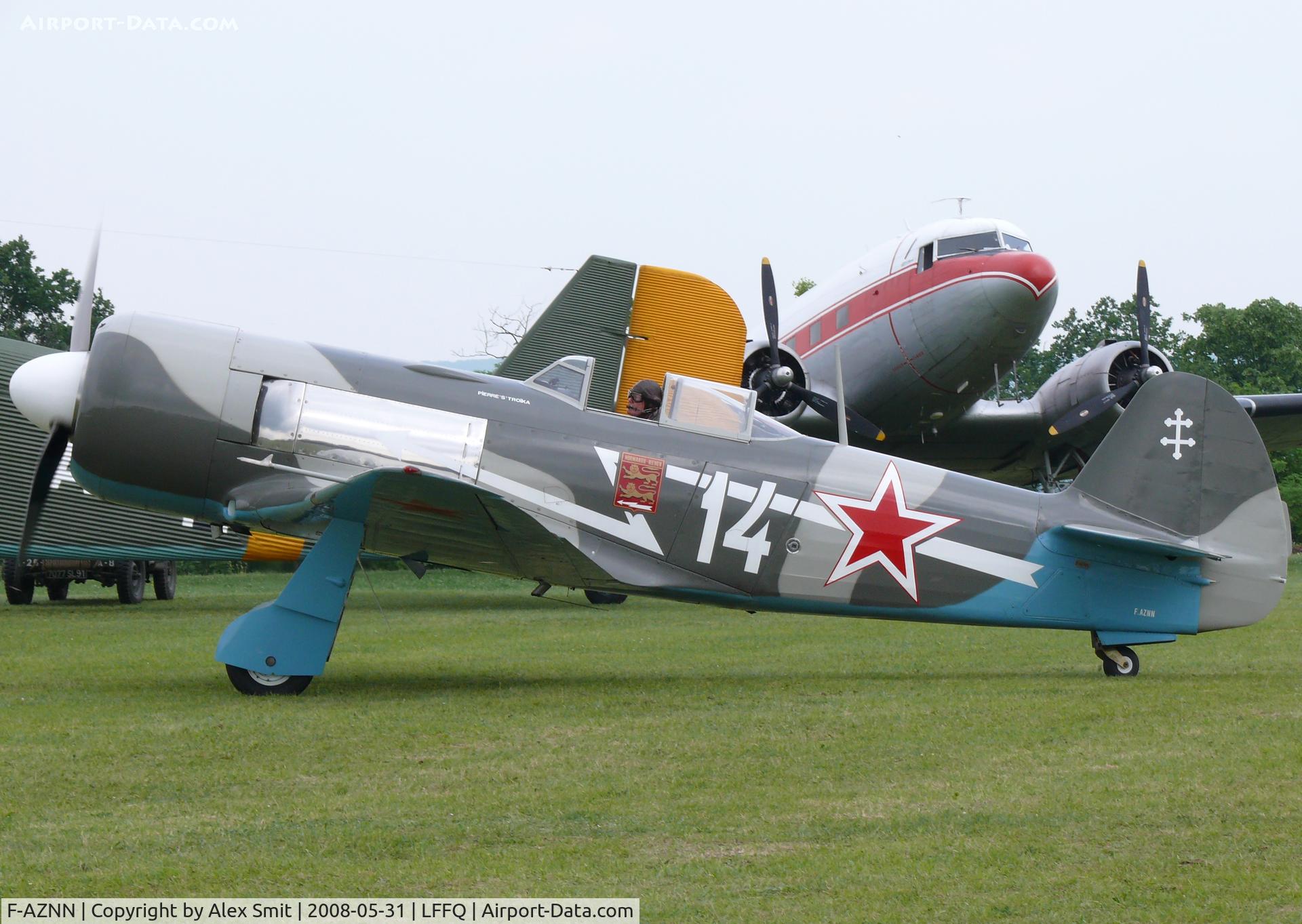 F-AZNN, Yakovlev Yak-11 C/N 25 III/05, Yakovlev/Let C11 Moose F-AZNN painted as Russian Air Force white 14 of the French Normandie Niemen squadron